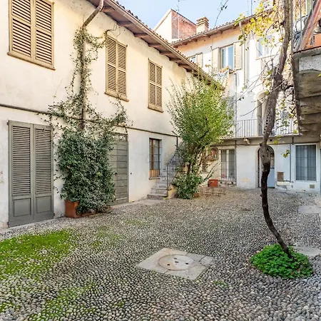 Apartament - Alzaia Naviglio Grande