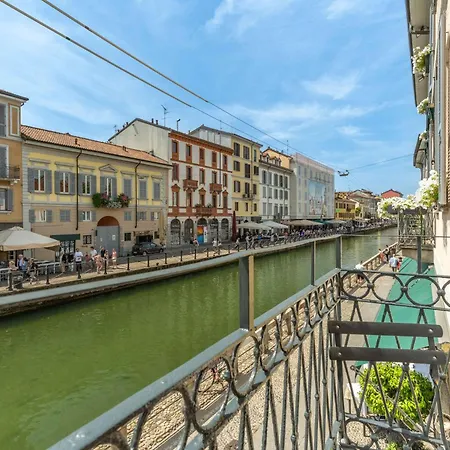 Apartament - Alzaia Naviglio Grande *