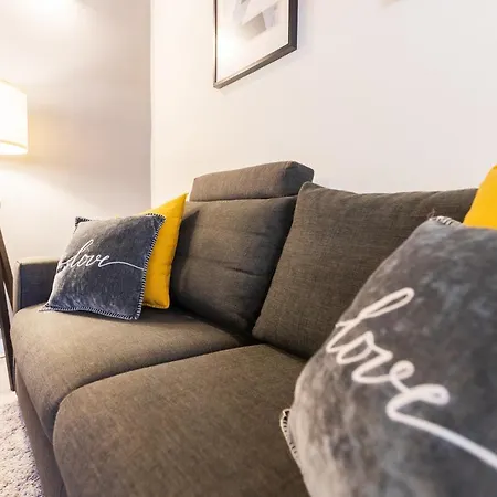 Lejlighed - Alzaia Naviglio Grande Milano